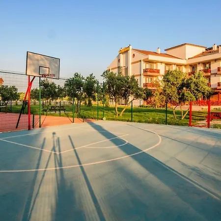 Helen Troya Geyikli Ξενοδοχείο 4*