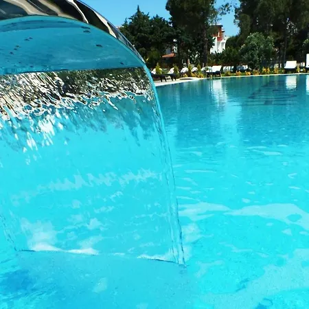 Hotel Helen Troya Geyikli 4*