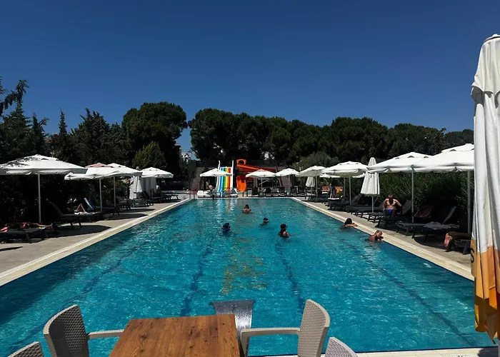 Hotel Helen Troya Geyikli 4*