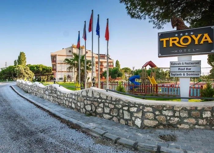 Helen Troya Geyikli Hotel 4*